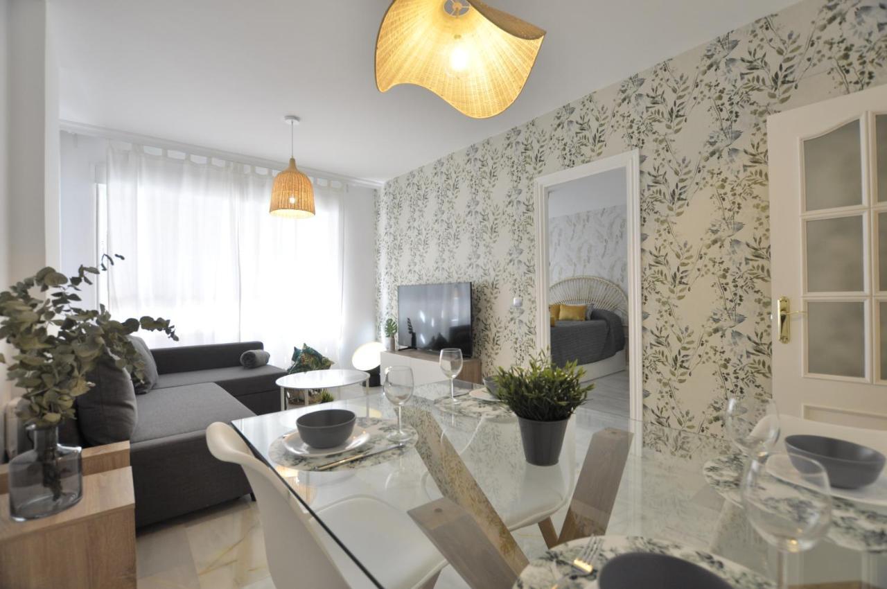 Luminoso Y Coqueto Apartamento Con Jardin Málaga Buitenkant foto