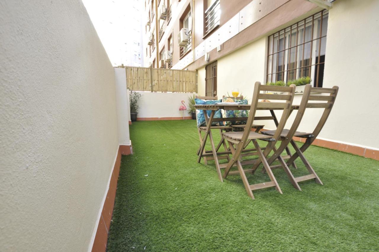 Luminoso Y Coqueto Apartamento Con Jardin Málaga Buitenkant foto